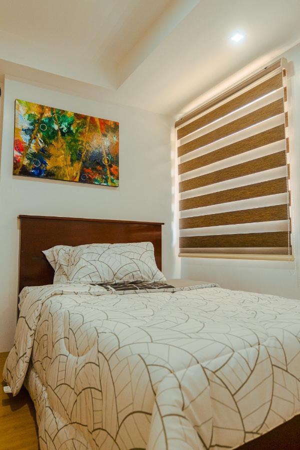מנילה Yong'S Place At Isabelle De Valenzuela מראה חיצוני תמונה